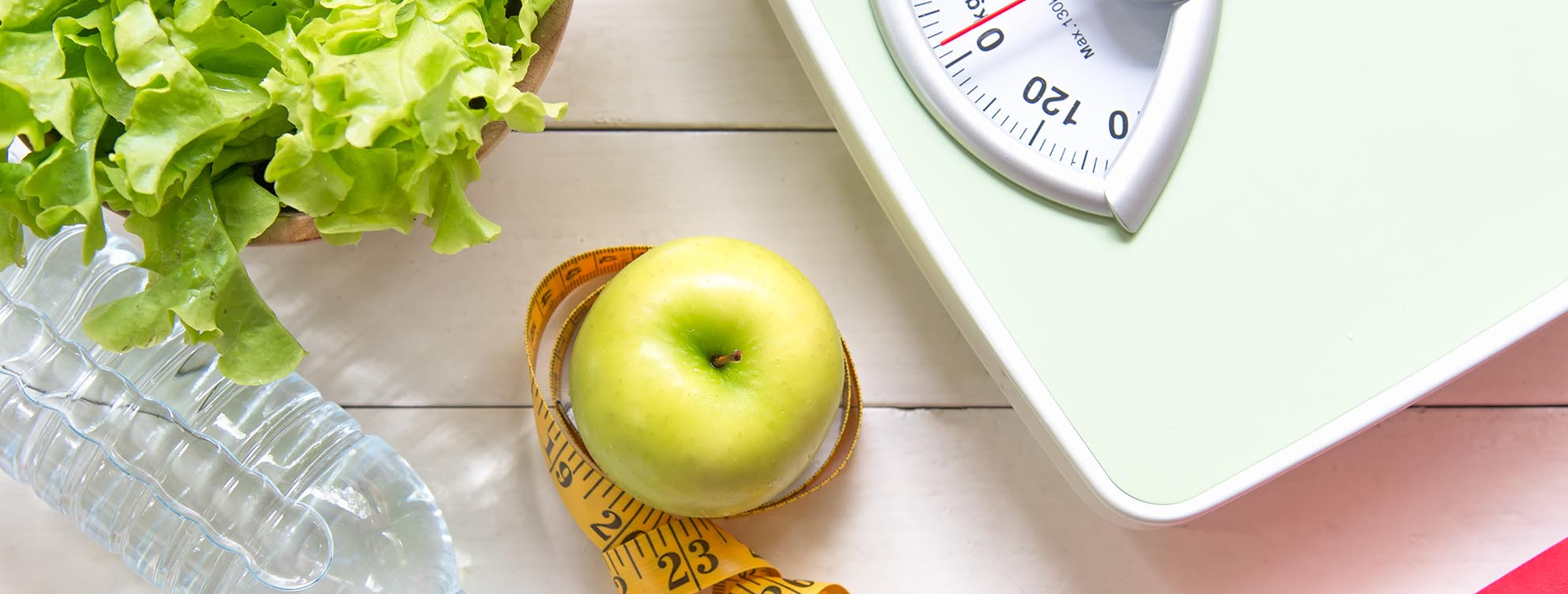 éléments de nutrition posés sur une table