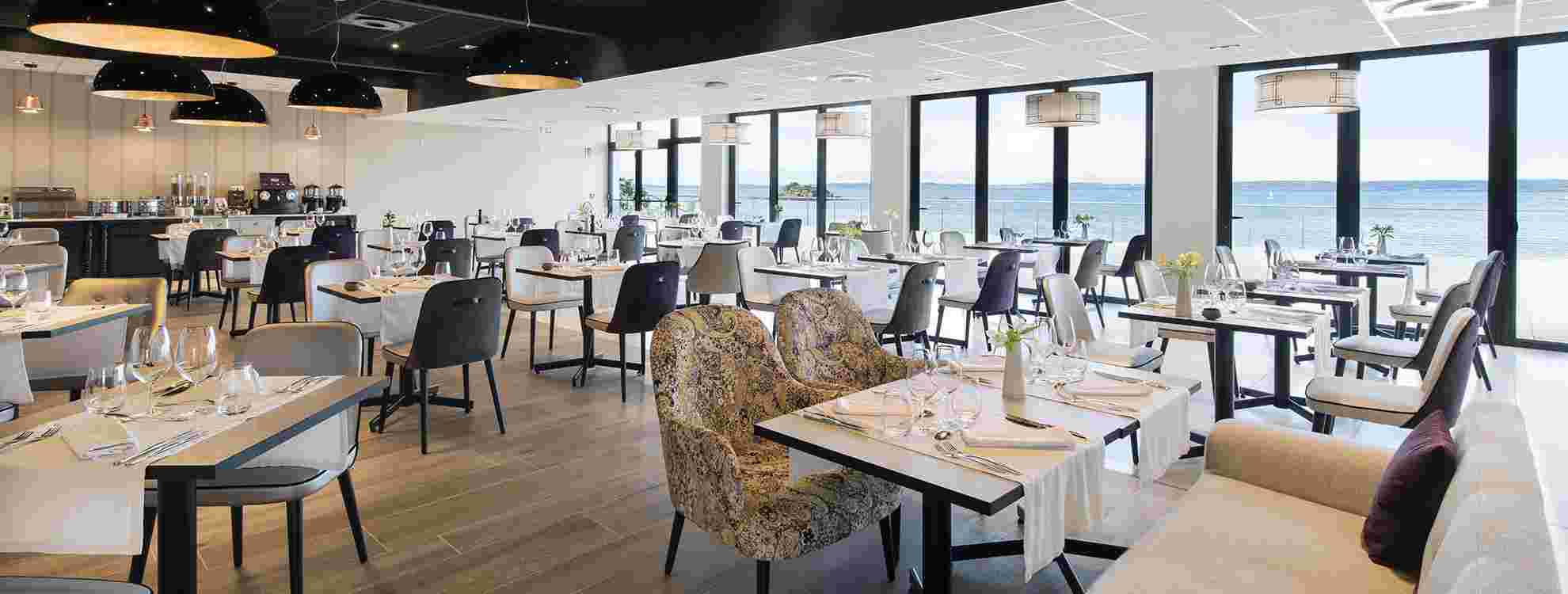 Salle intérieure restaurant Valdys Douarnenez