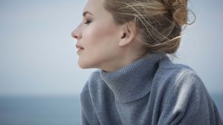 Femme pendant une cure phytomer