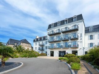 hôtel 4 étoiles vue mer Finistère bretagne