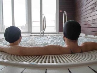 jacuzzi-thalasso-douarnenez-5fad58353a7f2.jpeg