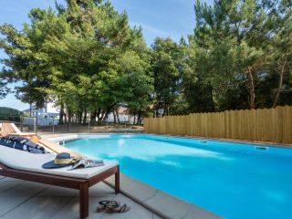 Hôtel quatre étoiles Vendée avec piscine extérieure