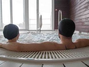 jacuzzi-thalasso-douarnenez-5fad58353a7f2.jpeg